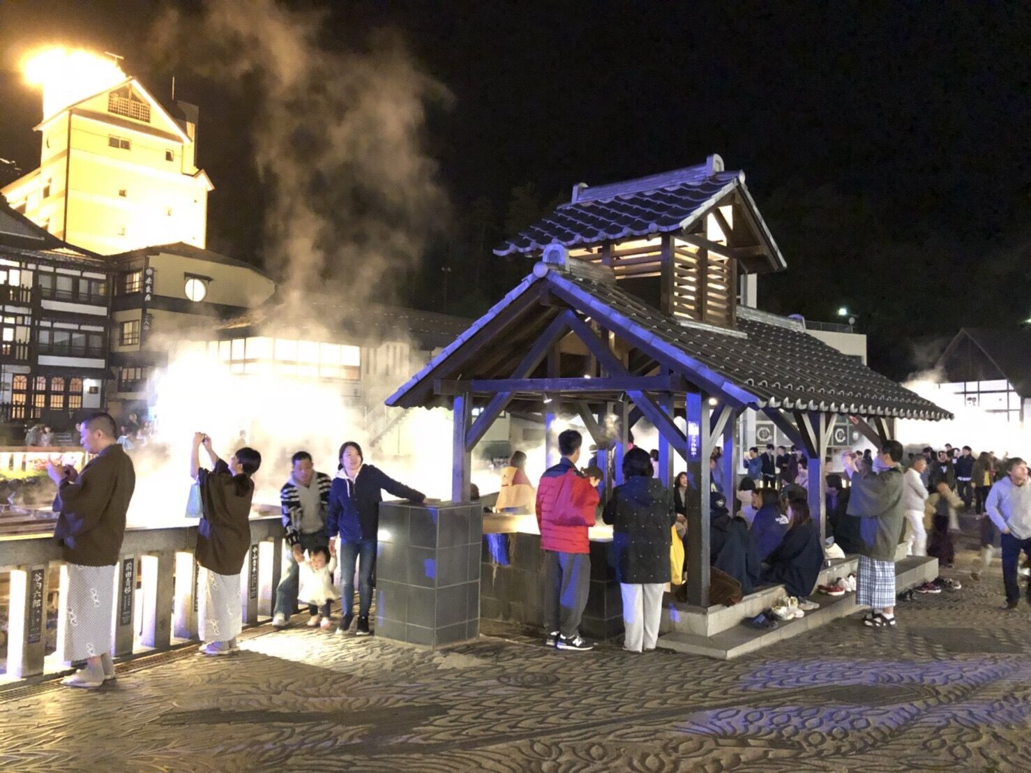 ｇｗに行く草津温泉 服装と温泉時間に気を付けて楽しみましょう