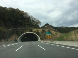 6車線化工事中 進化する新東名